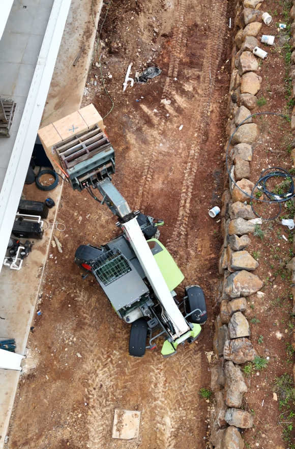 Tight Margins and High-Spec Glass: Navigating Residential Deliveries